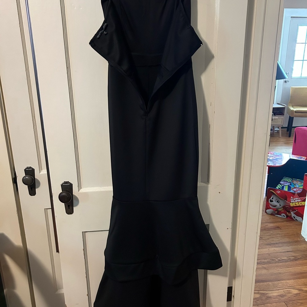 Elegant Black Evening Dress